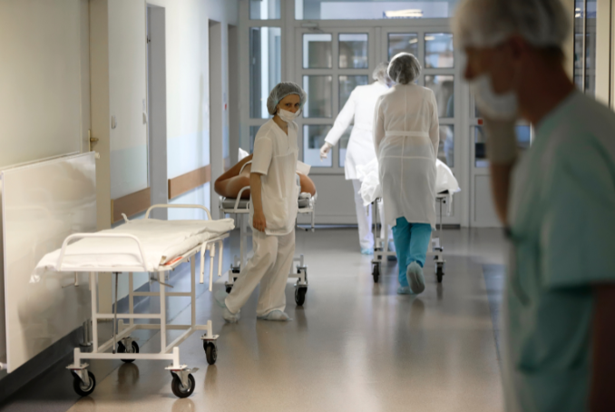 Pic de chaleur : recommandations sanitaires pour les responsables d'établissements de santé (ES). | Agence régionale de santé Auvergne-Rhône-Alpes