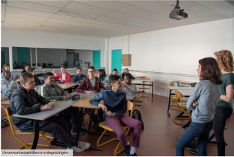 Prévention par des étudiants en santé dans une classe